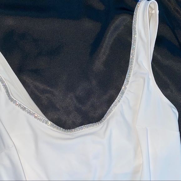 Large NEW DREAM ANGELS Embellished Scoop Bodysuit teddy - Picture 13 of 13